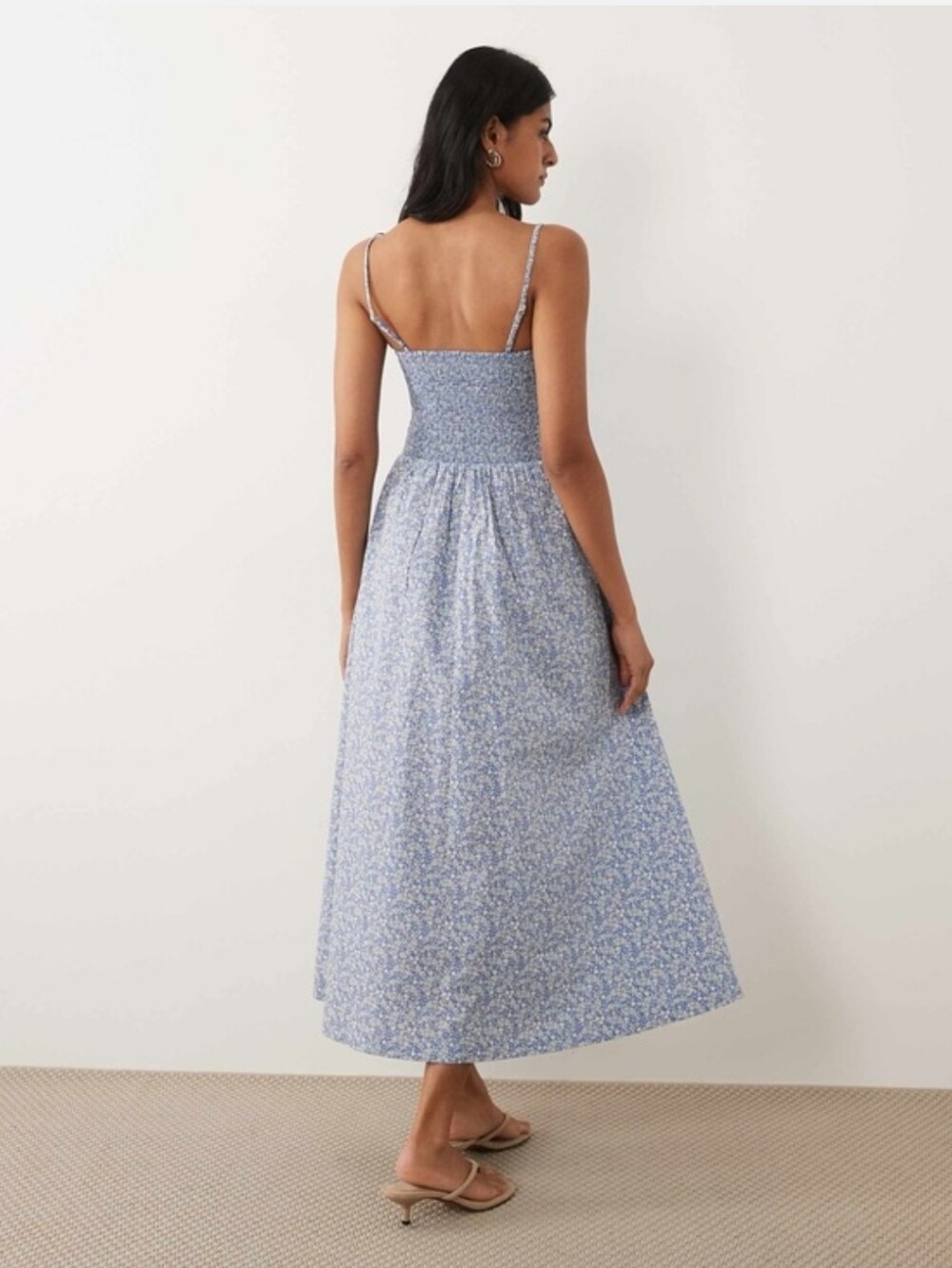 A&F Sydney Smocked Dip-Waist Midi Dress - Picture 2 of 3